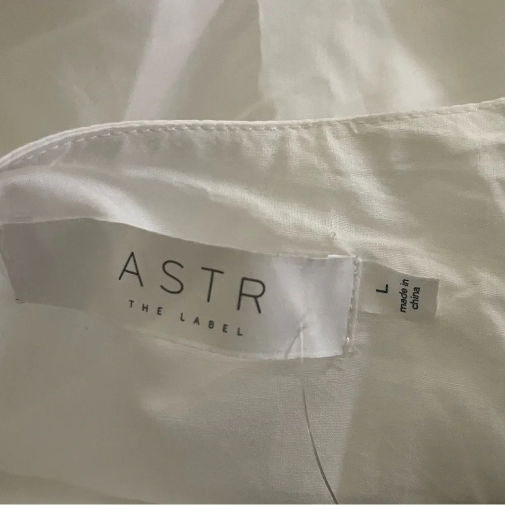 ASTR White Cutout Surplice Midi Dress Puff Sleeve Resort Vacation L NWT - Picture 14 of 14